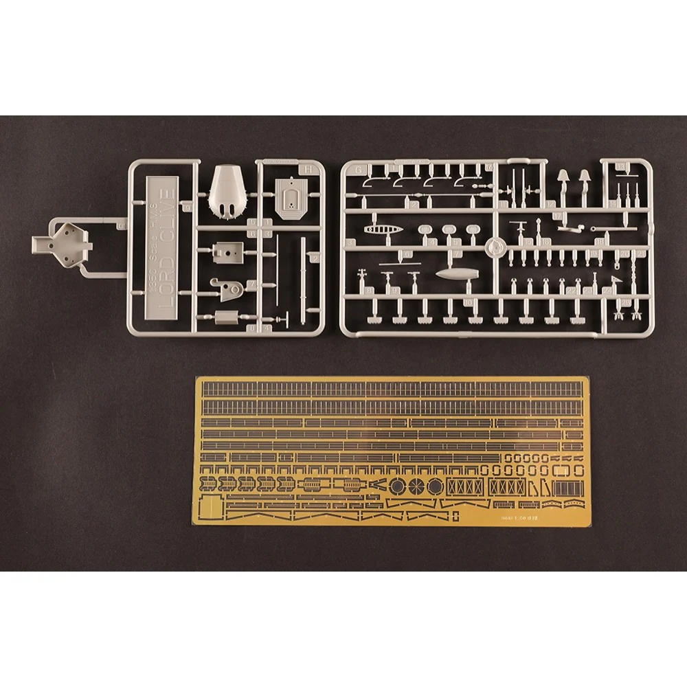 Hobby Boss 86518 1/350 HMS Lord Clive - Image 9