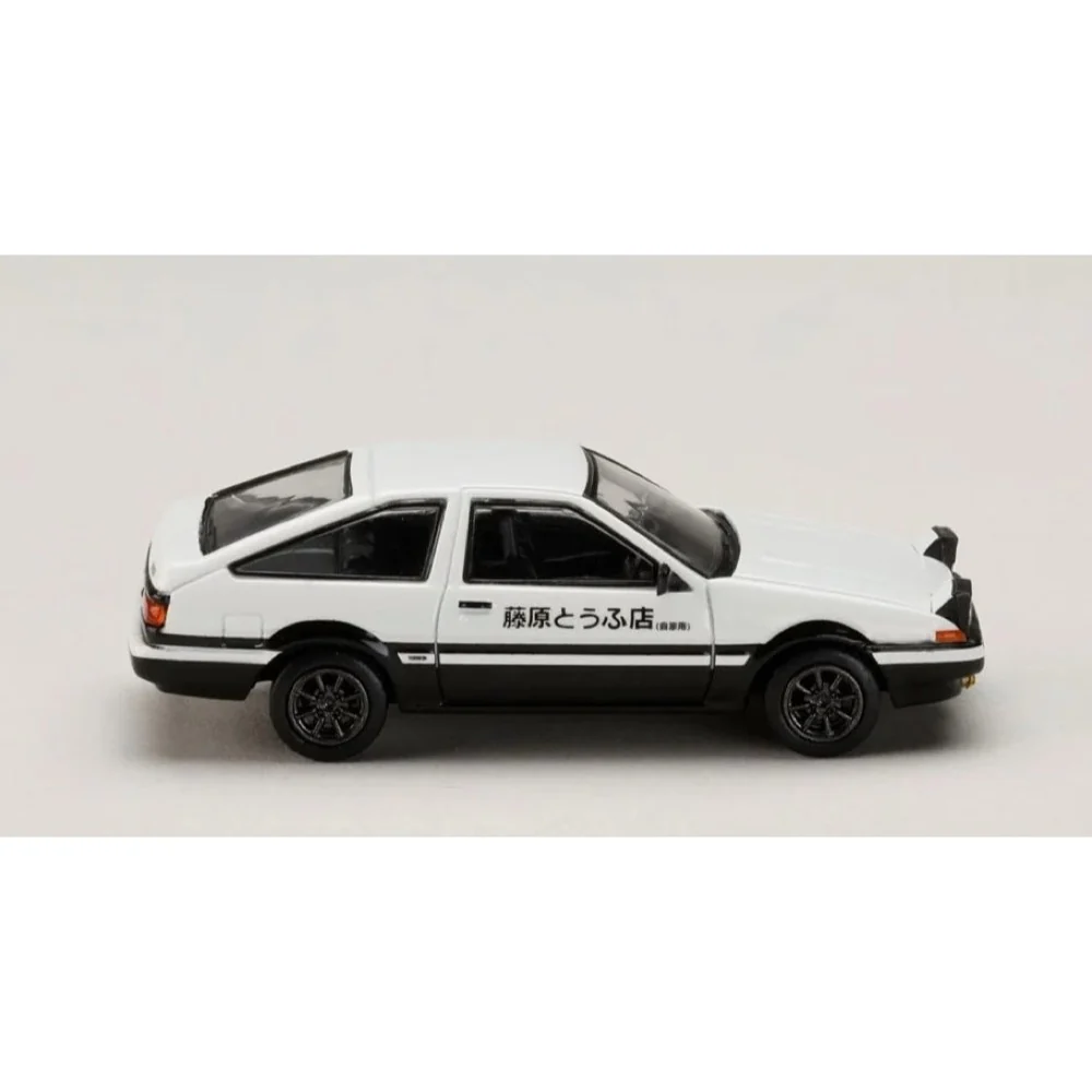 Hobby Japan DMD001A 1/64 Toyota Sprinter Trueno (AE86) Initial D Fujiwara Takumi VS Takahashi Keisuke - Image 3
