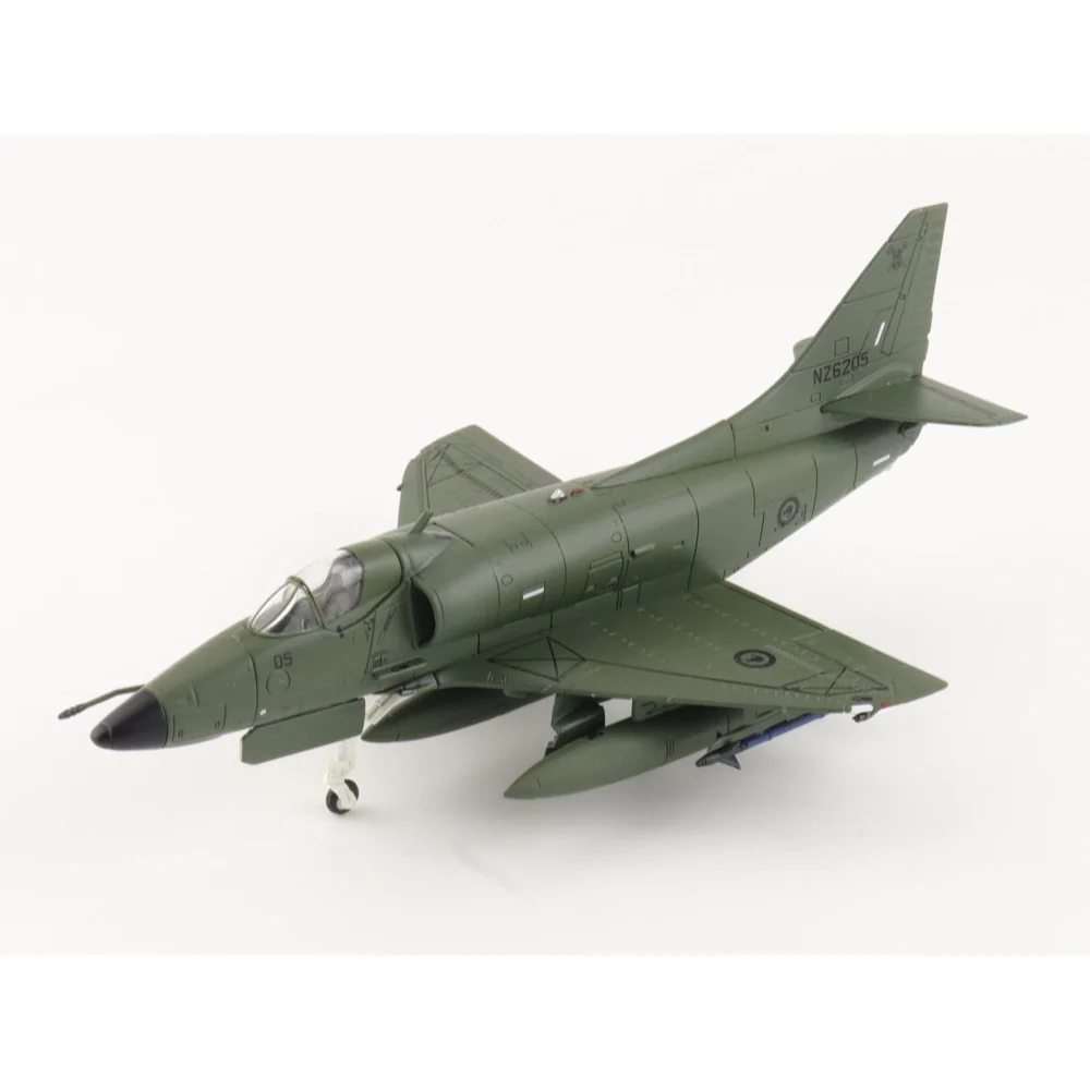Hobby Master 1443 1/72 A-4K Skyhawk NZ6205 RNZAF 1970s - Image 2