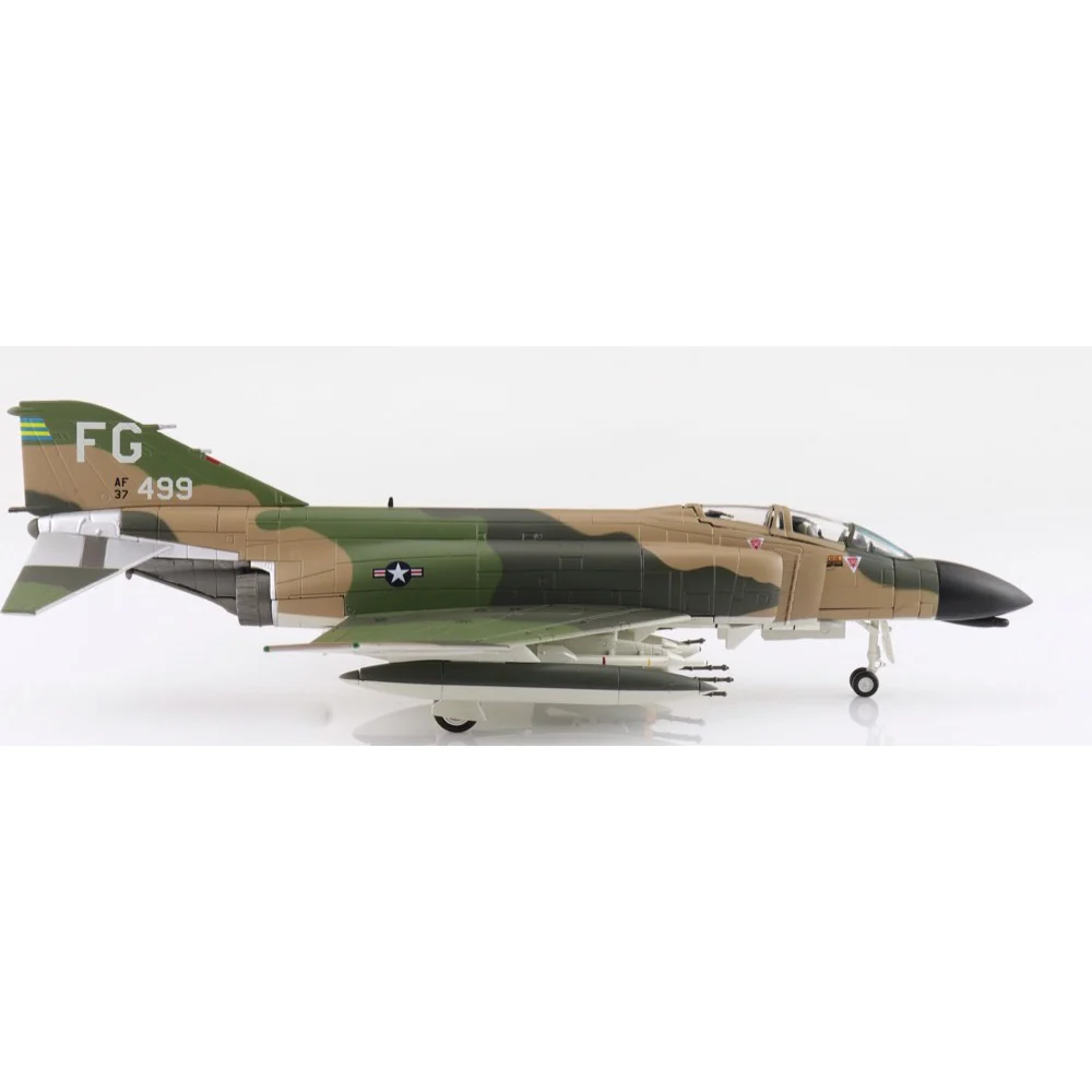 Hobby Master 19070 1/72 F-4C Phantom II 63-7499, flown by Daniel "Chappie" James Jr, 433rd TFS - Image 5