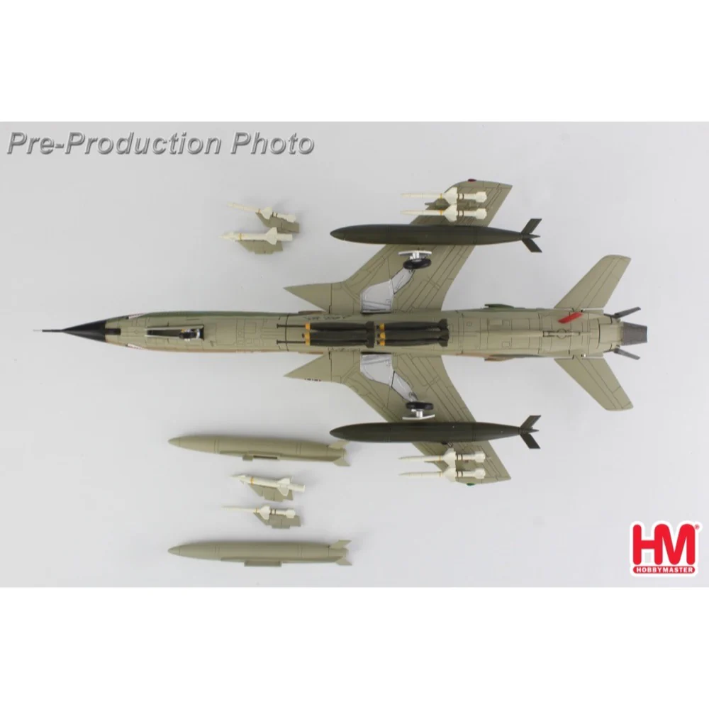 Hobby Master 2553 1/72 F-105F Thunderchief Peach 91 63-8299 128th TFS Dobbins 24 May 1983 - Image 6