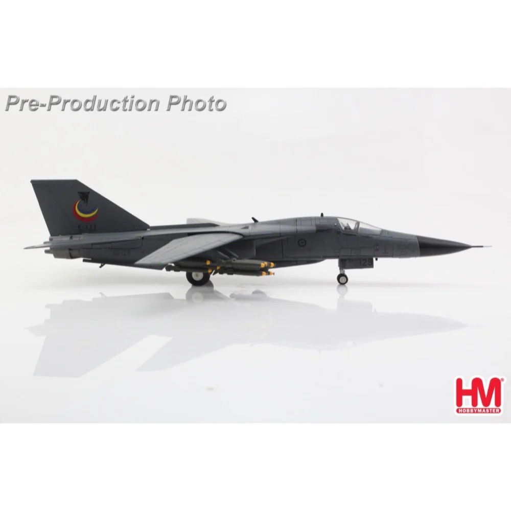 Hobby Master 3036 1/72 F-111C Aardvark Farewell scheme A8-129 No.1 Sqn. RAAF Dec 2010 - Image 4