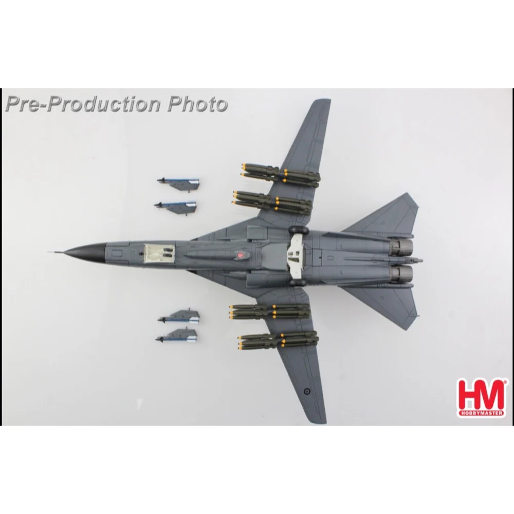 Hobby Master 3036 1/72 F-111C Aardvark Farewell scheme A8-129 No.1 Sqn. RAAF Dec 2010 - Image 7
