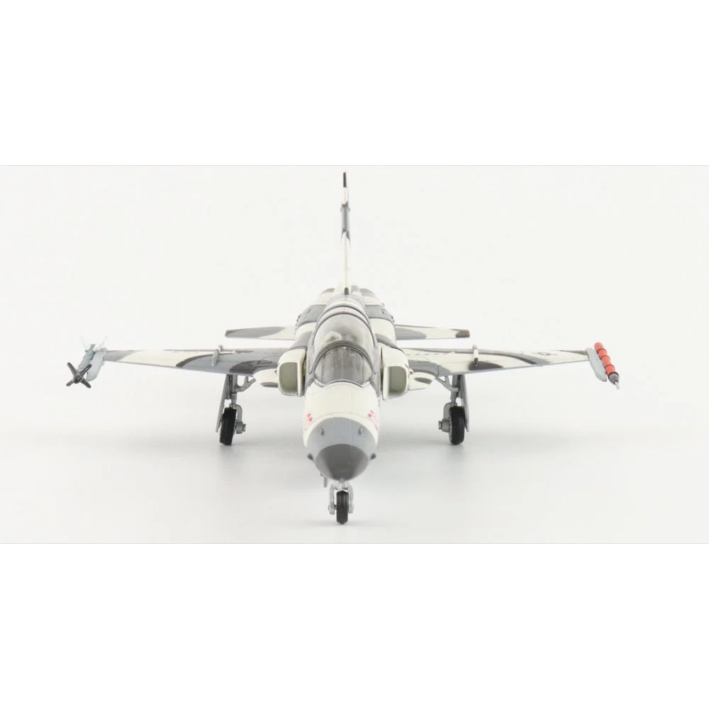 Hobby Master 3382 1/72 F-5F Franken Tiger 810834 VFC-111 US Navy 2023 - Image 4