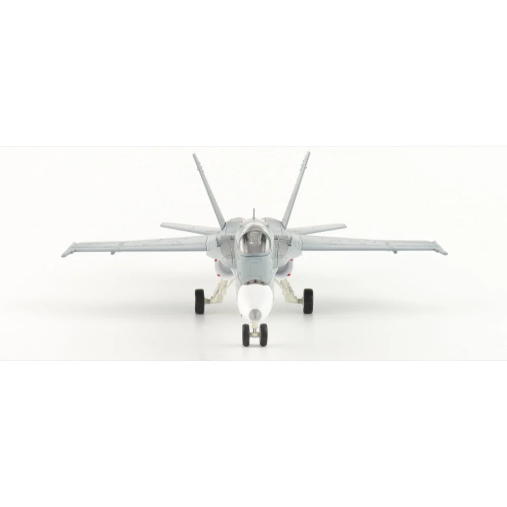 Hobby Master 3590 1/72 F/A-18C  VFA-15 Retro TAC Demo Jet 164718 VFA-106 Gladiators March 2017 - Image 5