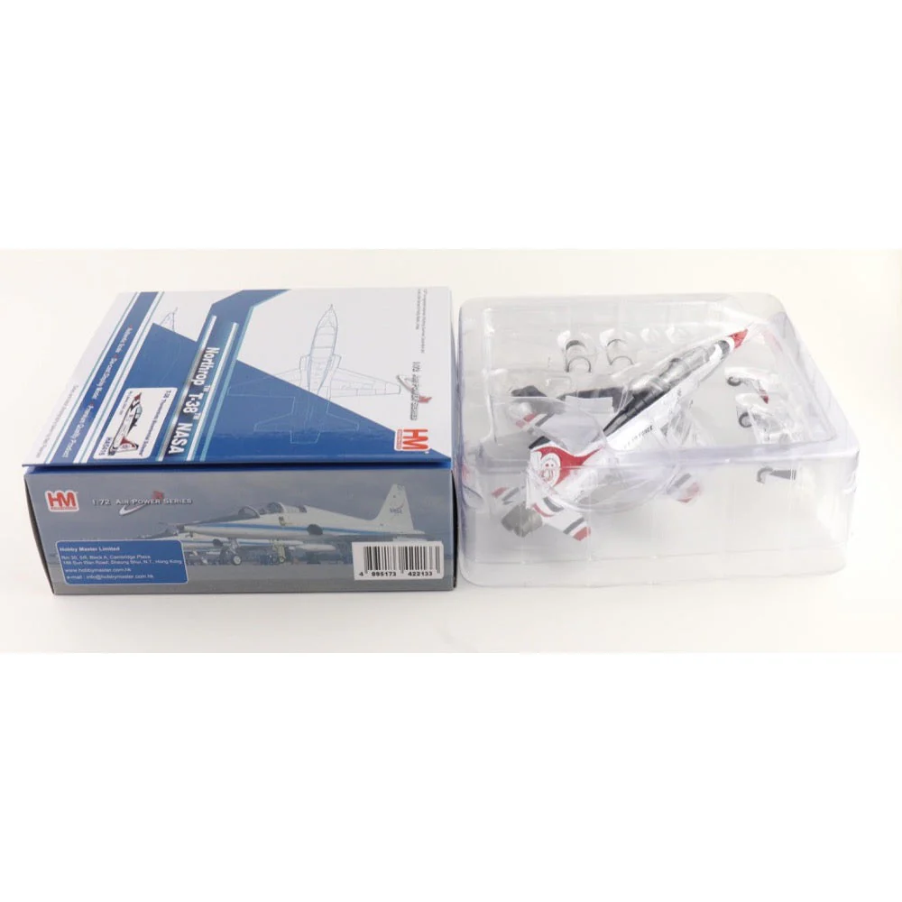 Hobby Master 5416 1/72 T-38 Thunderbirds Bicentennial Scheme No.1 plane USAF 1976 - Image 8