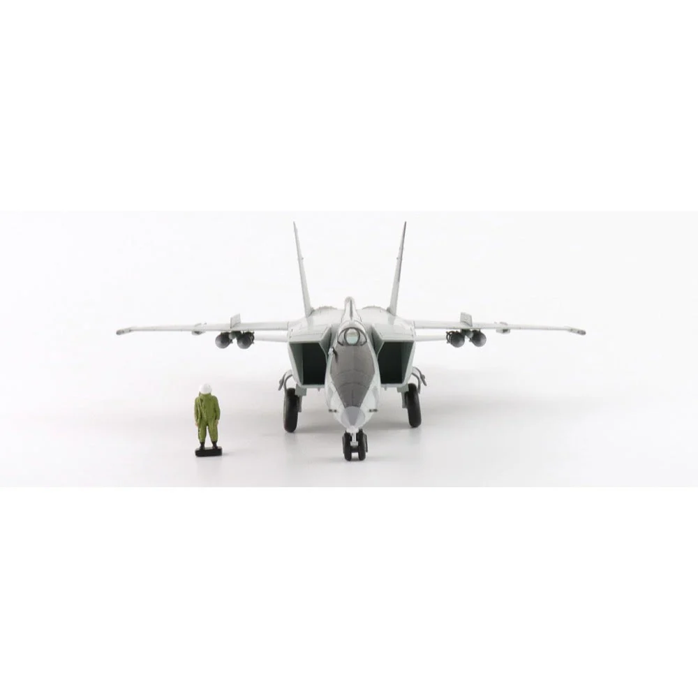 Hobby Master 5652 1/72 MIG-25RBT 25105 Iraqi AF National Museum of the USAF - Image 4