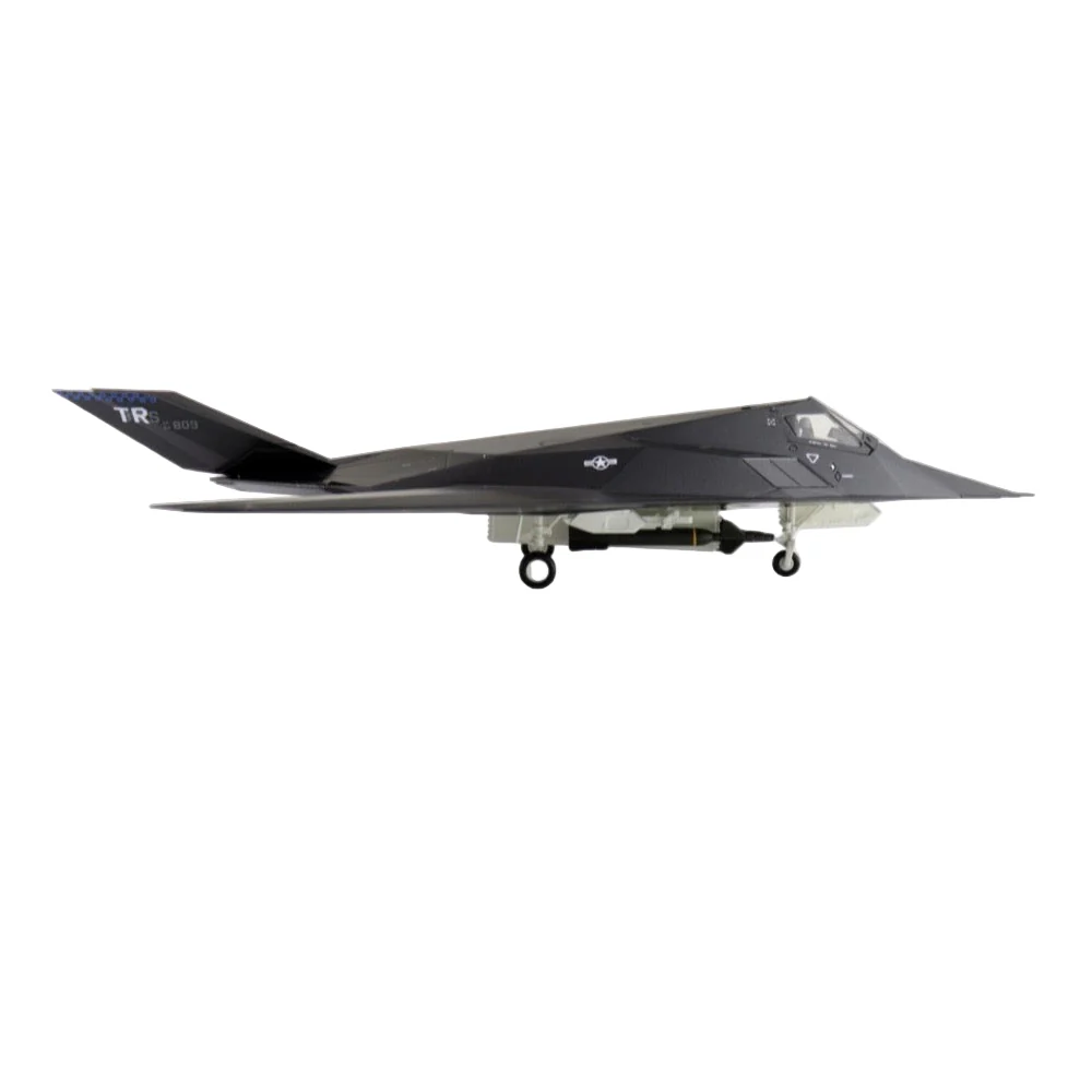 Hobby Master 5813 1/72 F-117A Nighthawk 84-0809 USAF 2022 - Image 4