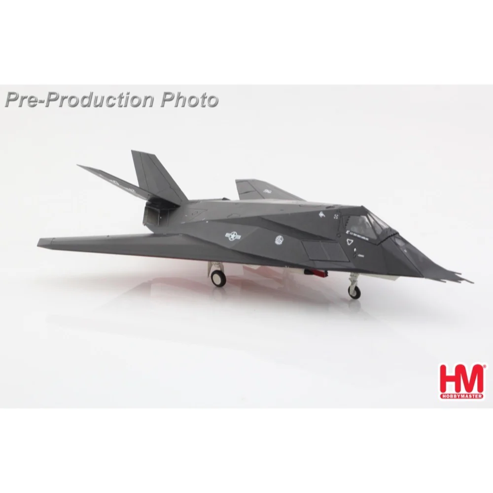 Hobby Master 5814 1/72 YF-117 Nighhawk 79-10782 410th FTS Edwards 2005 - Image 2