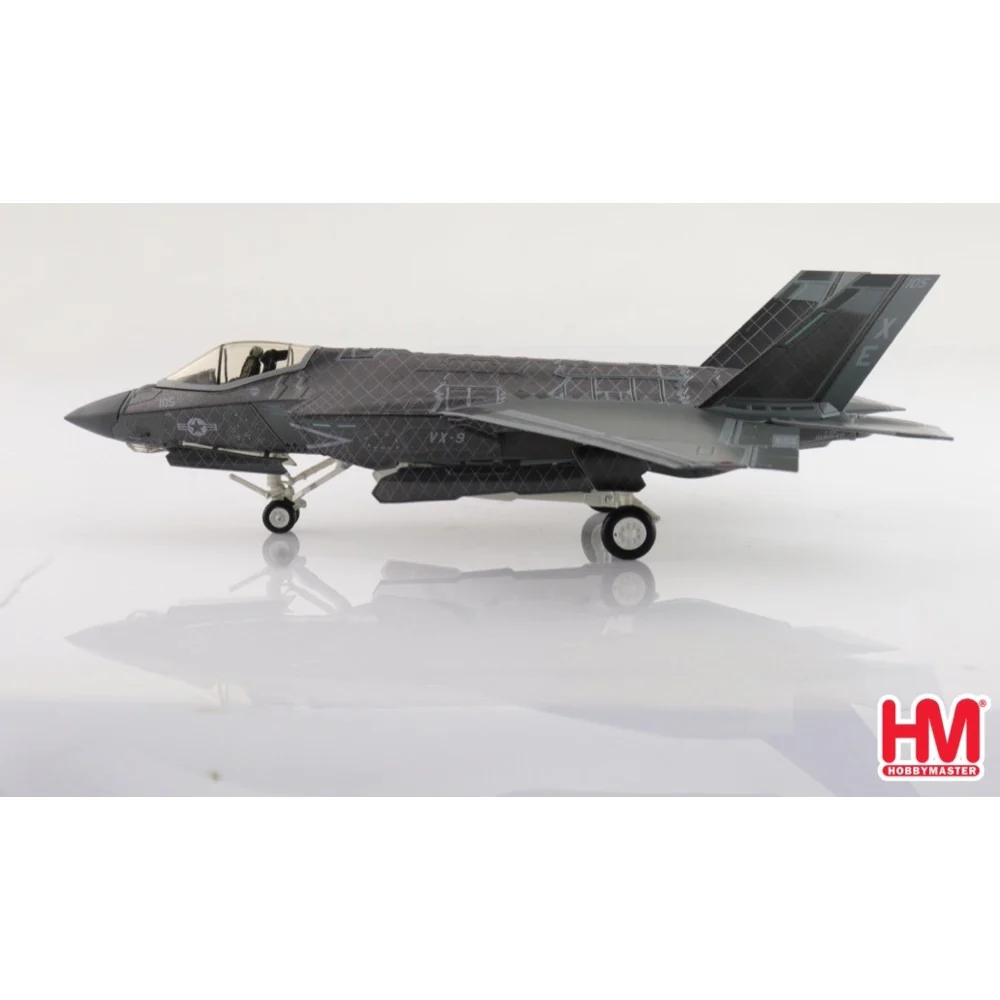 Hobby Master 6212 1/72 F-35C "Black Chrome" XE-105/168842, US Navy, August 2022 - Image 3