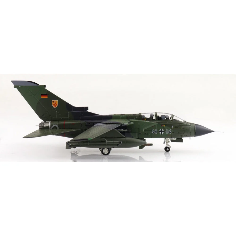 Hobby Master 6724 1/72 Tornado IDS Holloman AB 46+04 German AF Flight Training Centre (FlgAusbZLw) 2007 - Image 3