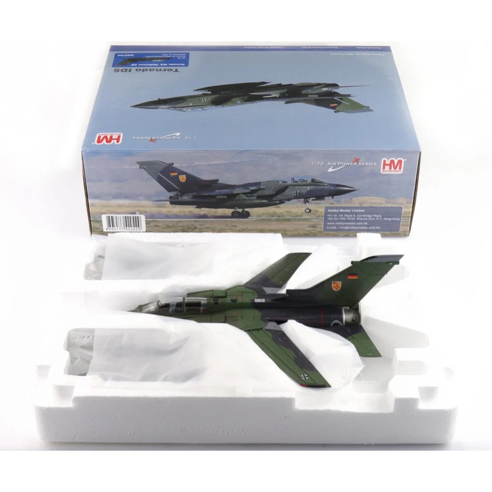 Hobby Master 6724 1/72 Tornado IDS Holloman AB 46+04 German AF Flight Training Centre (FlgAusbZLw) 2007 - Image 7