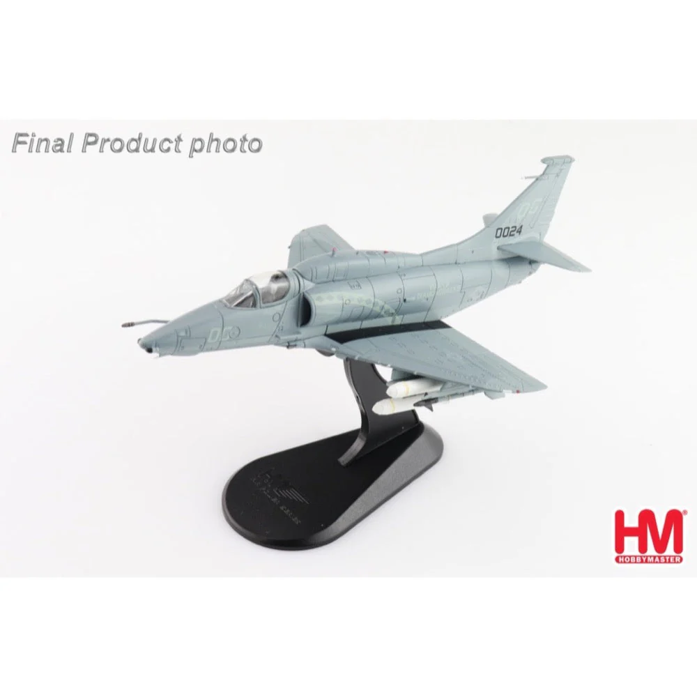 Hobby Master HA1437 1/72 A-4M Skyhawk Diamondbacks 160024 VMA-131 US Marines 1993 - Image 9