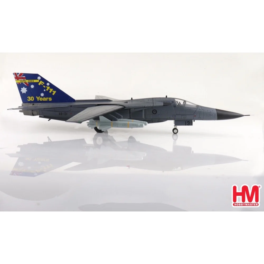Hobbymaster 3033 1/72 F-111C Pig A8-131 RAAF (1973-2003) (with 4 x AGM-142) - Image 4