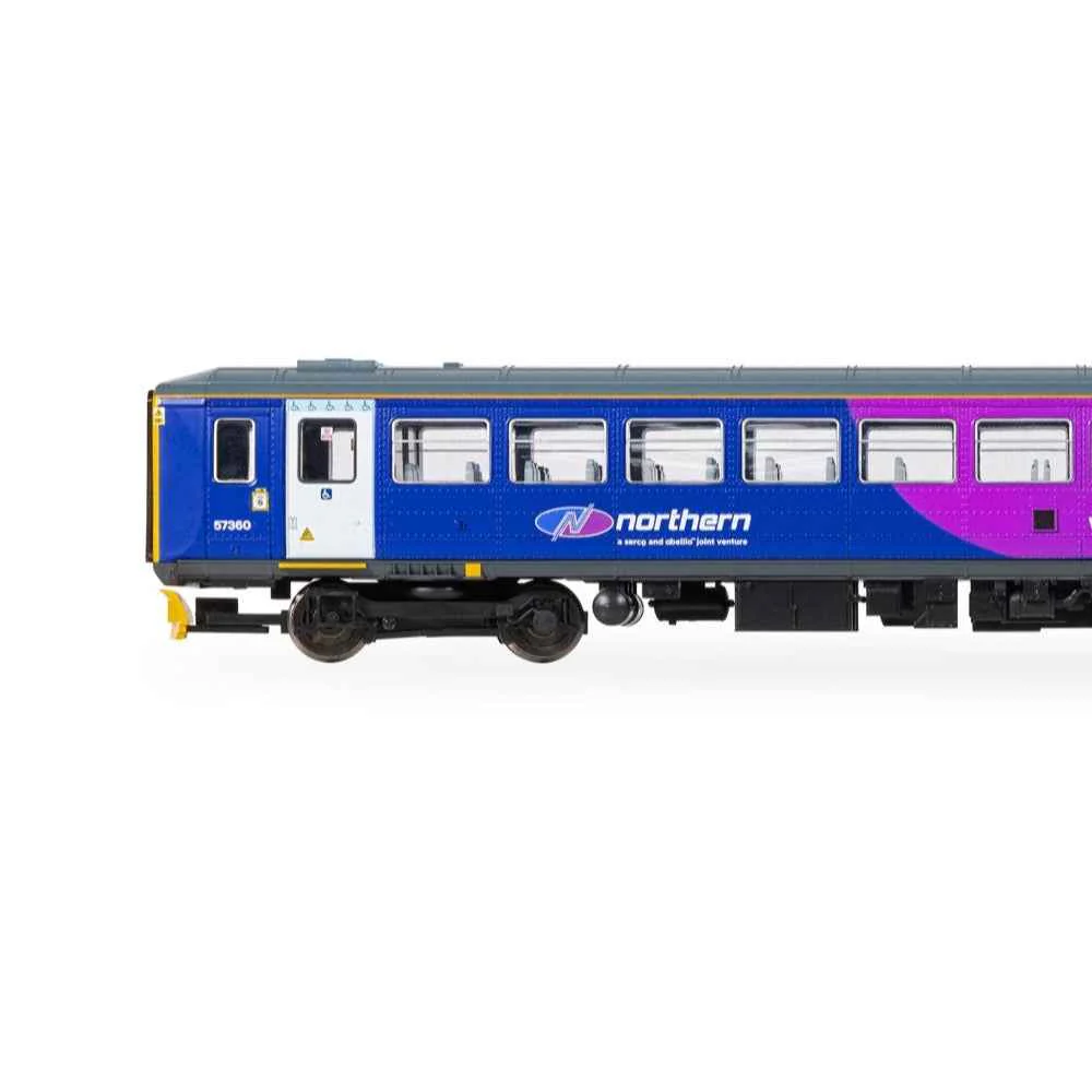 Hornby R30427 OO Northern Rail Class 153 153360 - Image 3