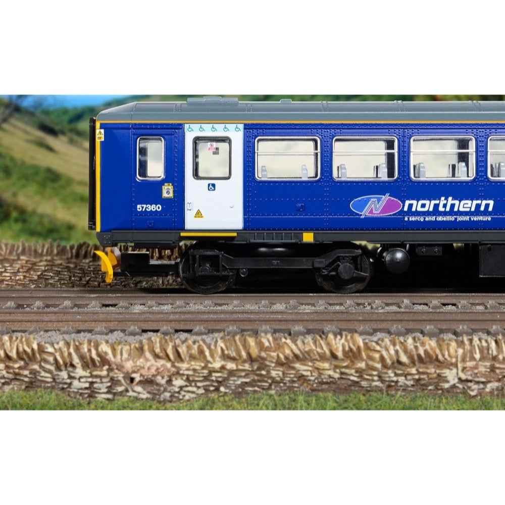 Hornby R30427 OO Northern Rail Class 153 153360 - Image 7