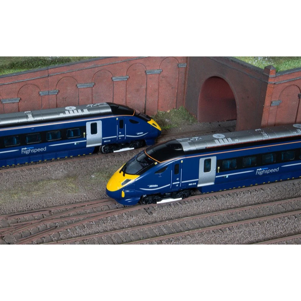Hornby R30442 OO Southeastern - Class 395 - 395015 4 Car Train Pack (Railway 200) - Image 10
