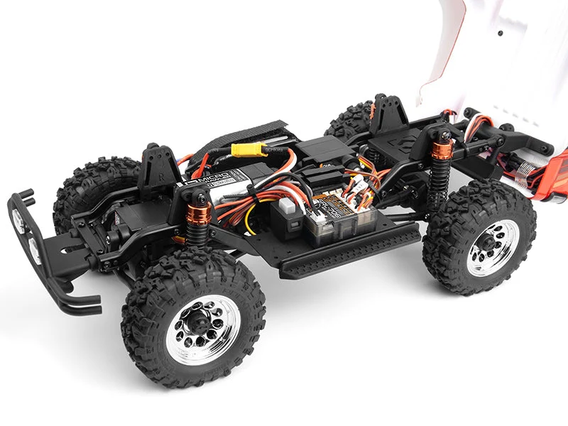 HPI Venture 18 1985 Toyota Hilux SR5 1/18 RC Crawler (Red) 160801 - Image 8