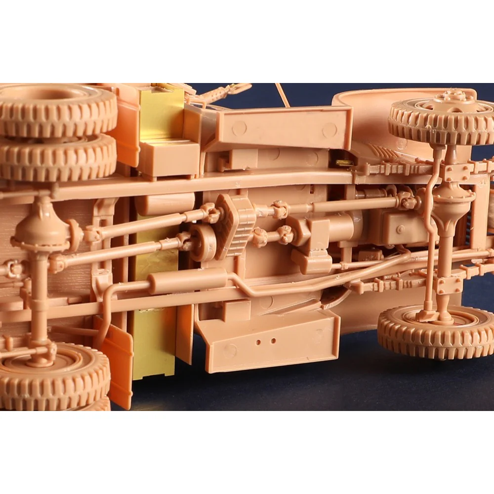 I LOVE KIT 63567 1/35 US Army CCKW-352 6x6 MG Ring Mount Version Truck & M2A1 105mm Howitzer - Image 5