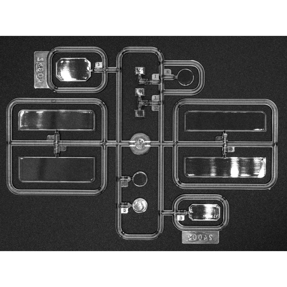 ICM 24008 1/24 Model T 1912 Light Delivery Car - Image 11