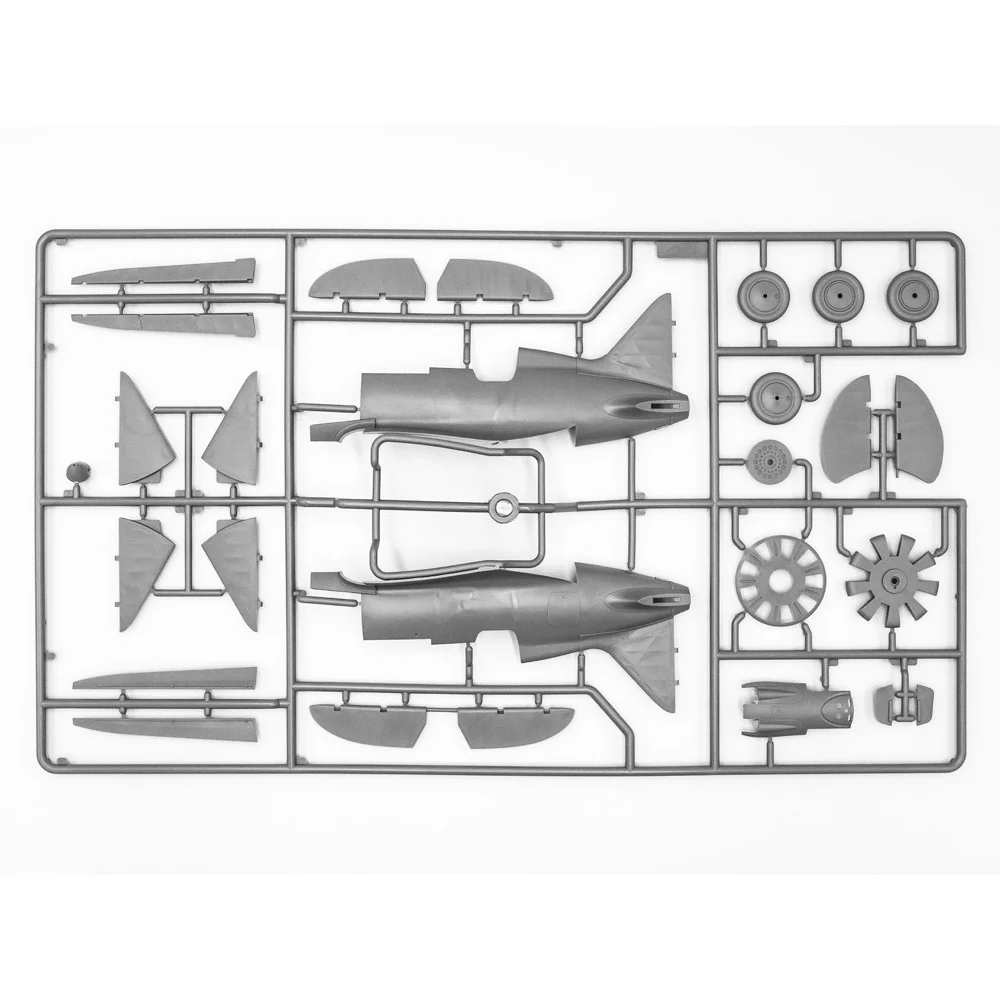 ICM 32001 1/32 I-16 Type 24 WWII Soviet Fighter - Image 7