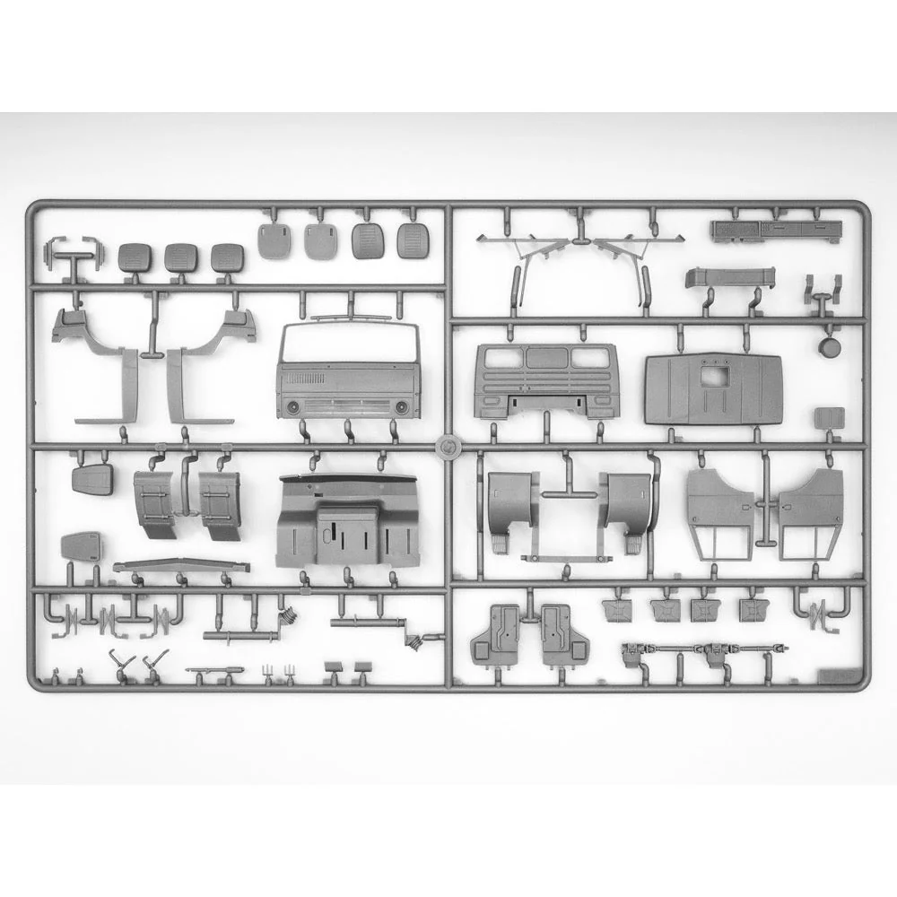 ICM 35001 1/35 Soviet Six-Wheel Army Truck - Image 19