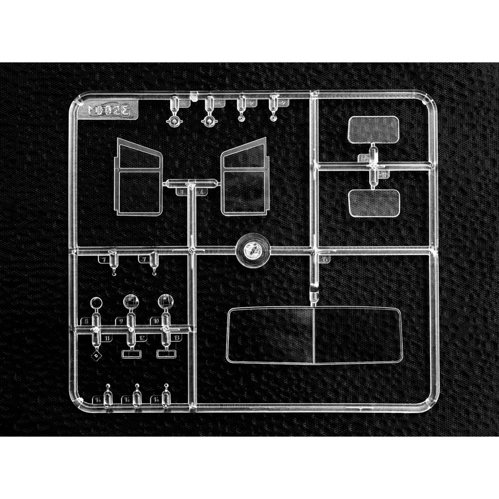ICM 35001 1/35 Soviet Six-Wheel Army Truck - Image 22