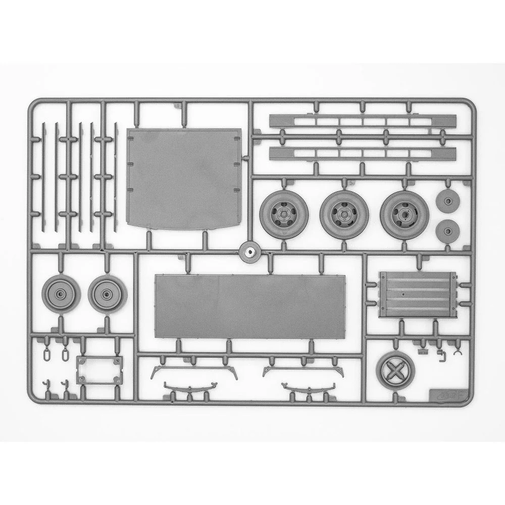 ICM 35414 1/35 V3000S/SS M Maultier with Shelter WWII German Truck - Image 5