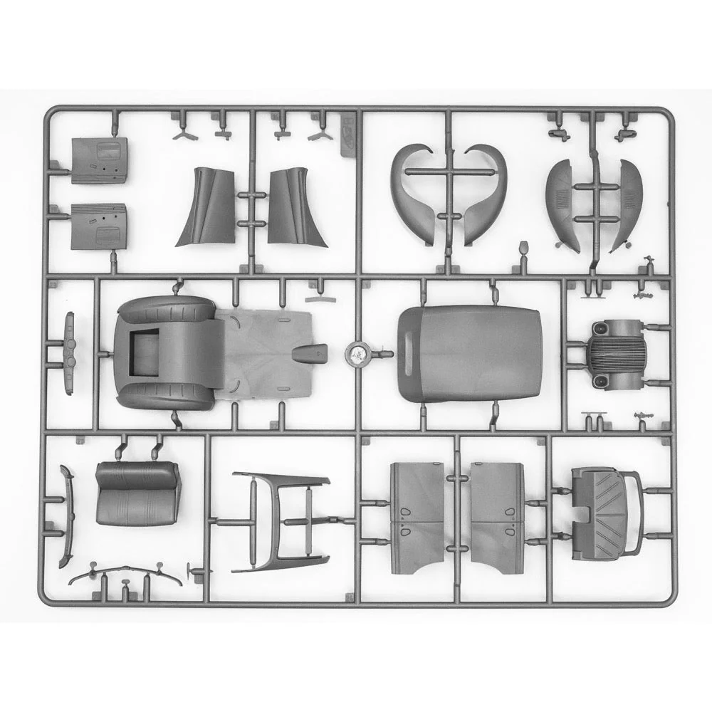 ICM 35471 1/35 Admiral Cabriolet WWII German Staff Car with Figures - Image 12