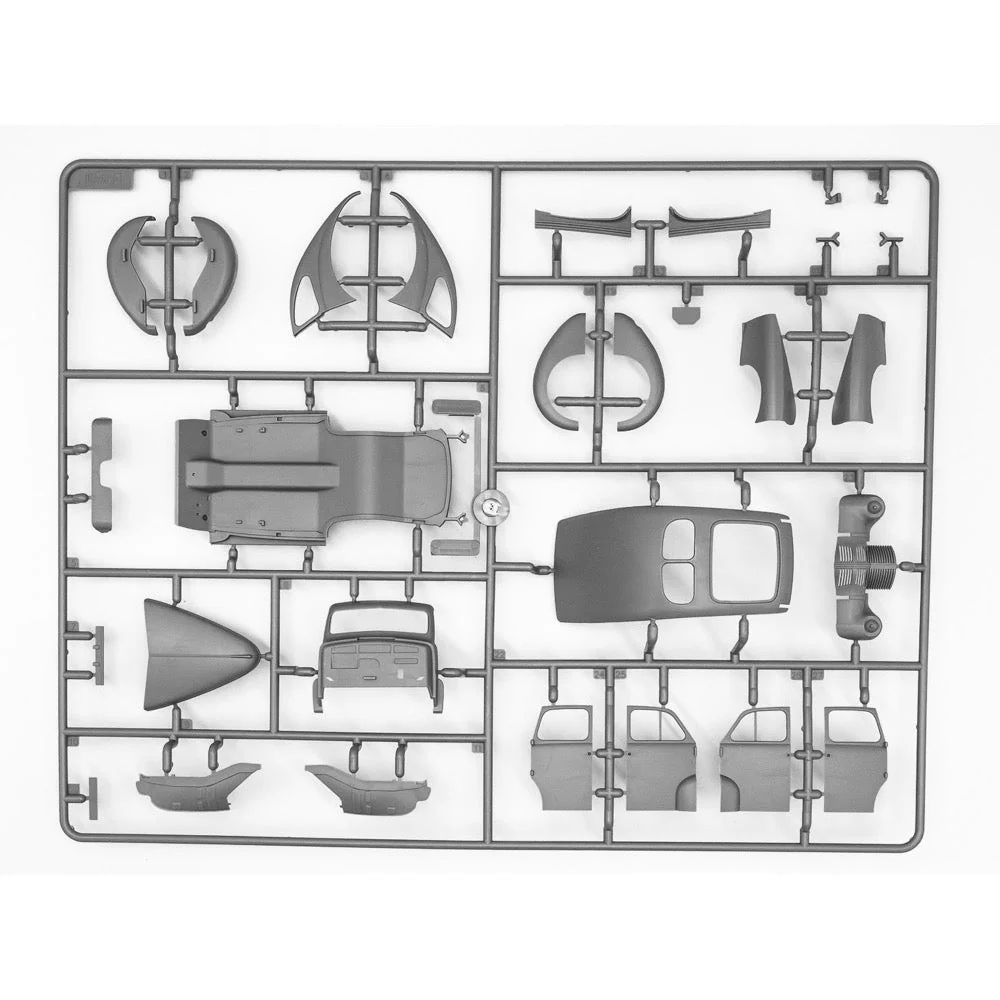 ICM 35476 1/35 Kapitan 2-door Saloon WWII German Staff Car - Image 2
