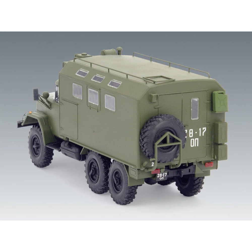 ICM 35517 1/35 ZiL-131 KShM Soviet Army Vehicle - Image 4