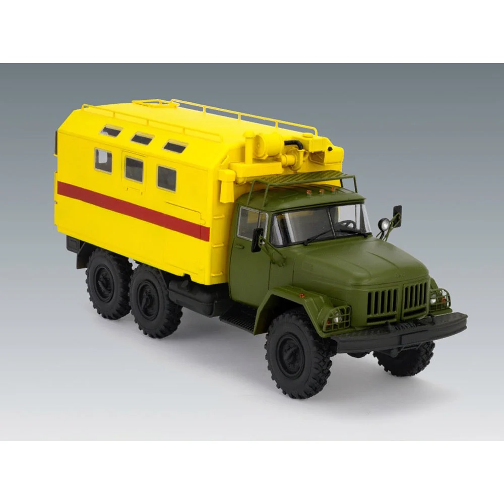 ICM 35518 1/35 ZiL-131 Emergency Truck Soviet Vehicle - Image 2
