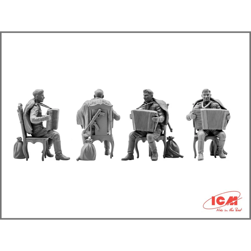 ICM 35541 1/35 Soviet Soldier Set May 1945 - Image 7