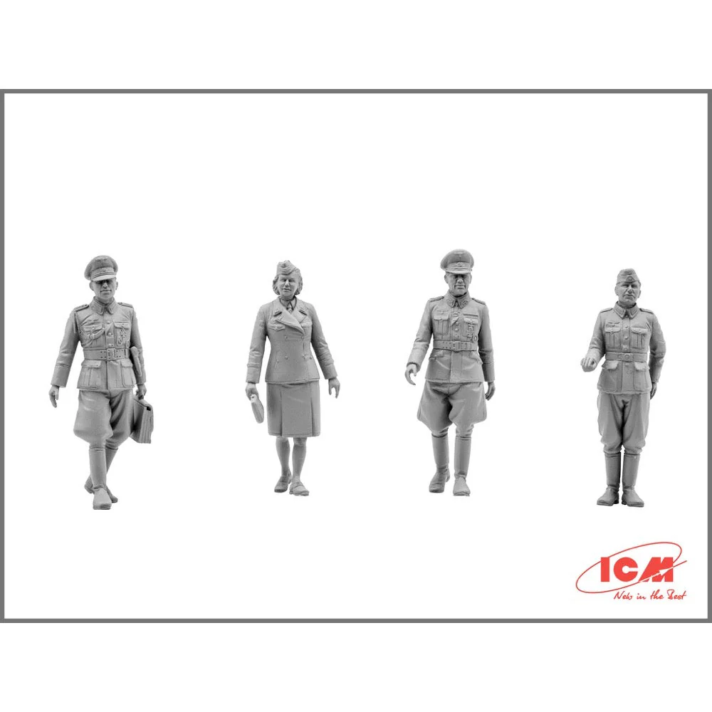 ICM 35611 1/35 WWII German Staff Personnel - Image 2