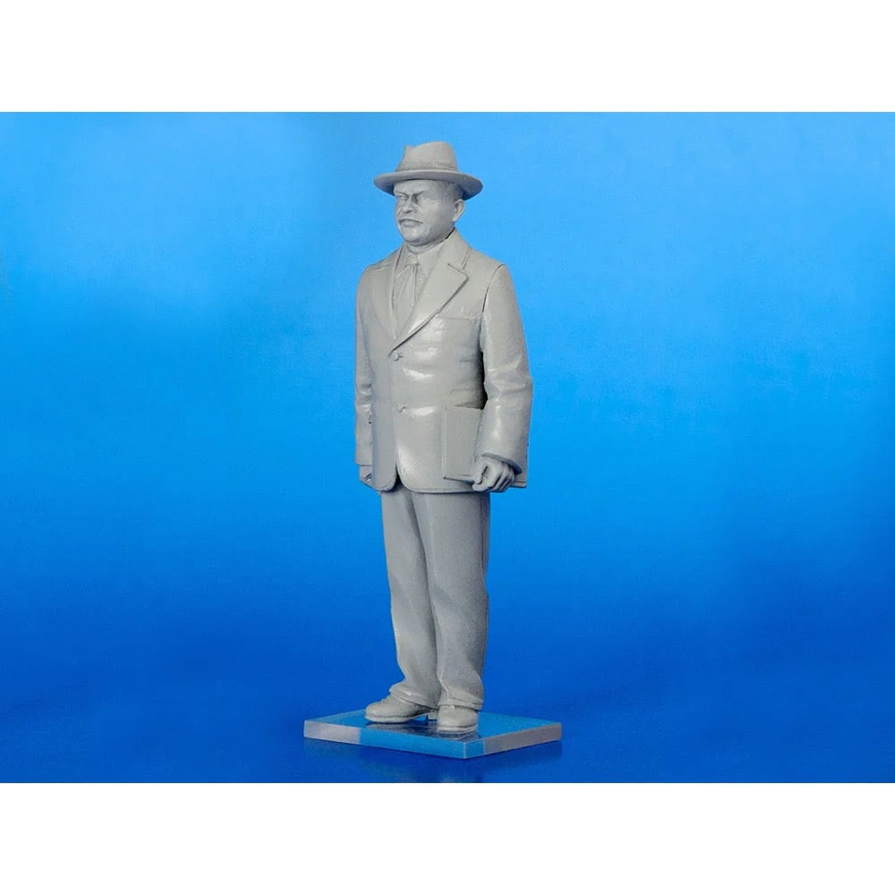 ICM 35613 1/35 Stalin & Co - Image 4