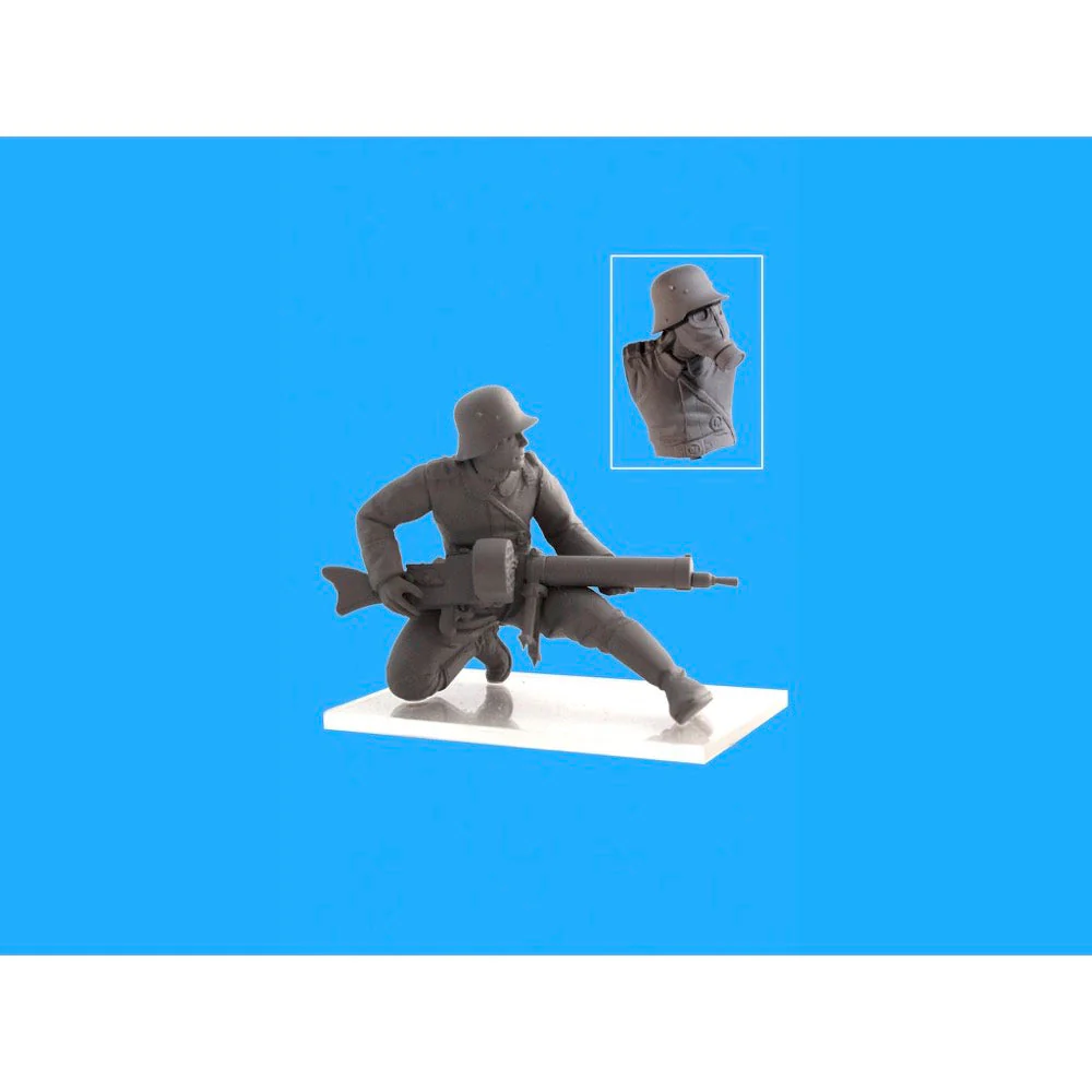 ICM 35695 1/35 German Infantry in Gas Masks 1918 - Image 8