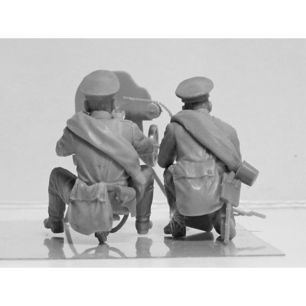 ICM 35698 1/35 WWI Russian Maxim MG Team - Image 9