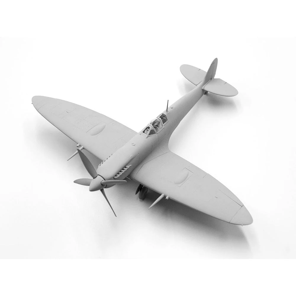 ICM 48061 1/48 Spitfire Mk.IX WWII British Fighter - Image 3