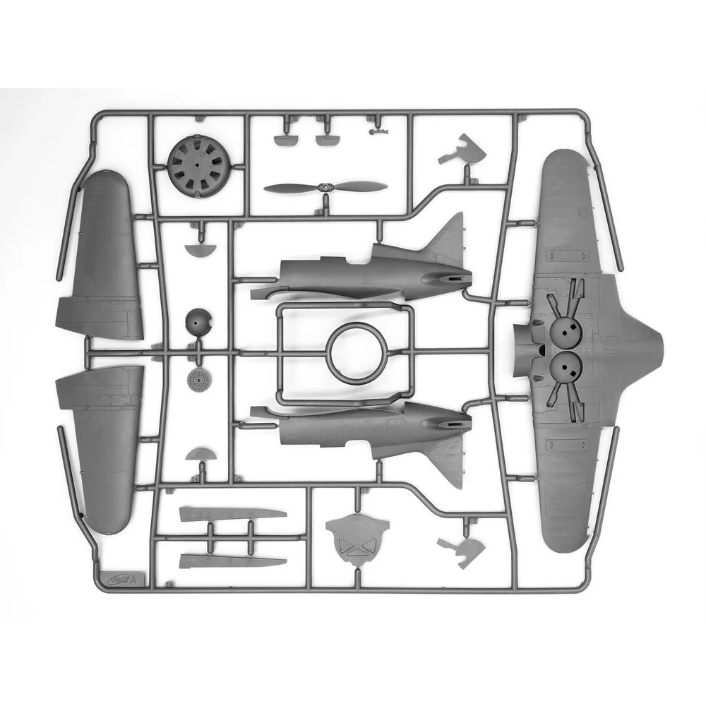 ICM 48098 1/48 I-16 type 28 WWII Soviet Fighter - Image 8