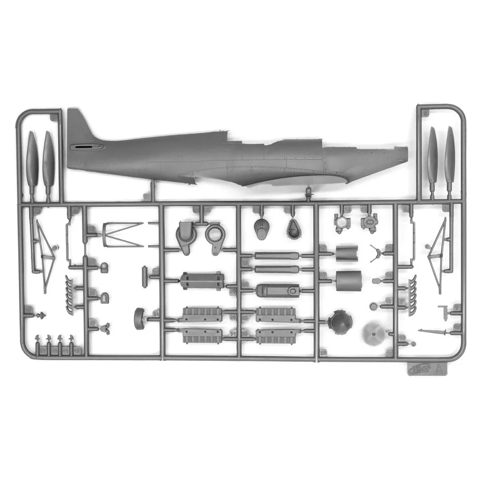 ICM 48801 1/48 Spitfire Mk.IX with RAF Pilots and Ground Personnel - Image 12