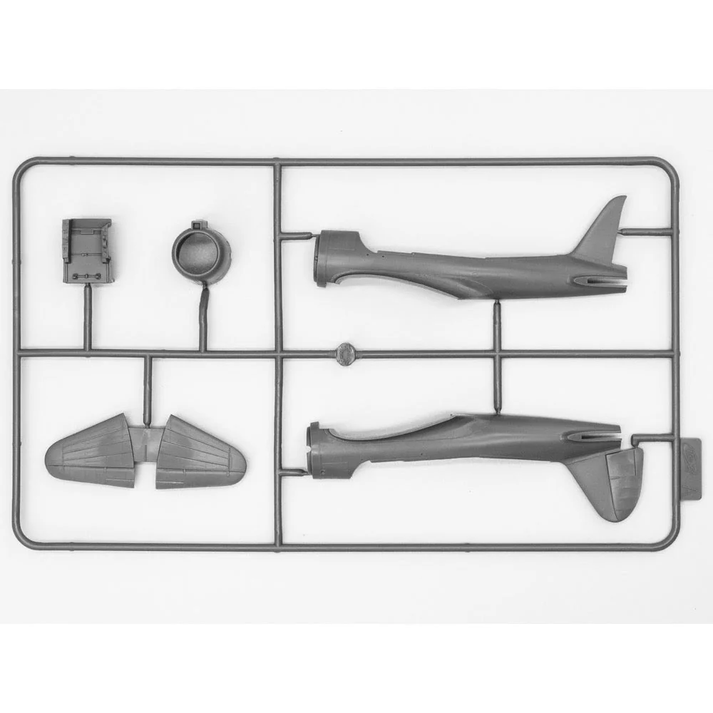 ICM 72081 1/72 Su-2 WWII Soviet Light Bomber - Image 2