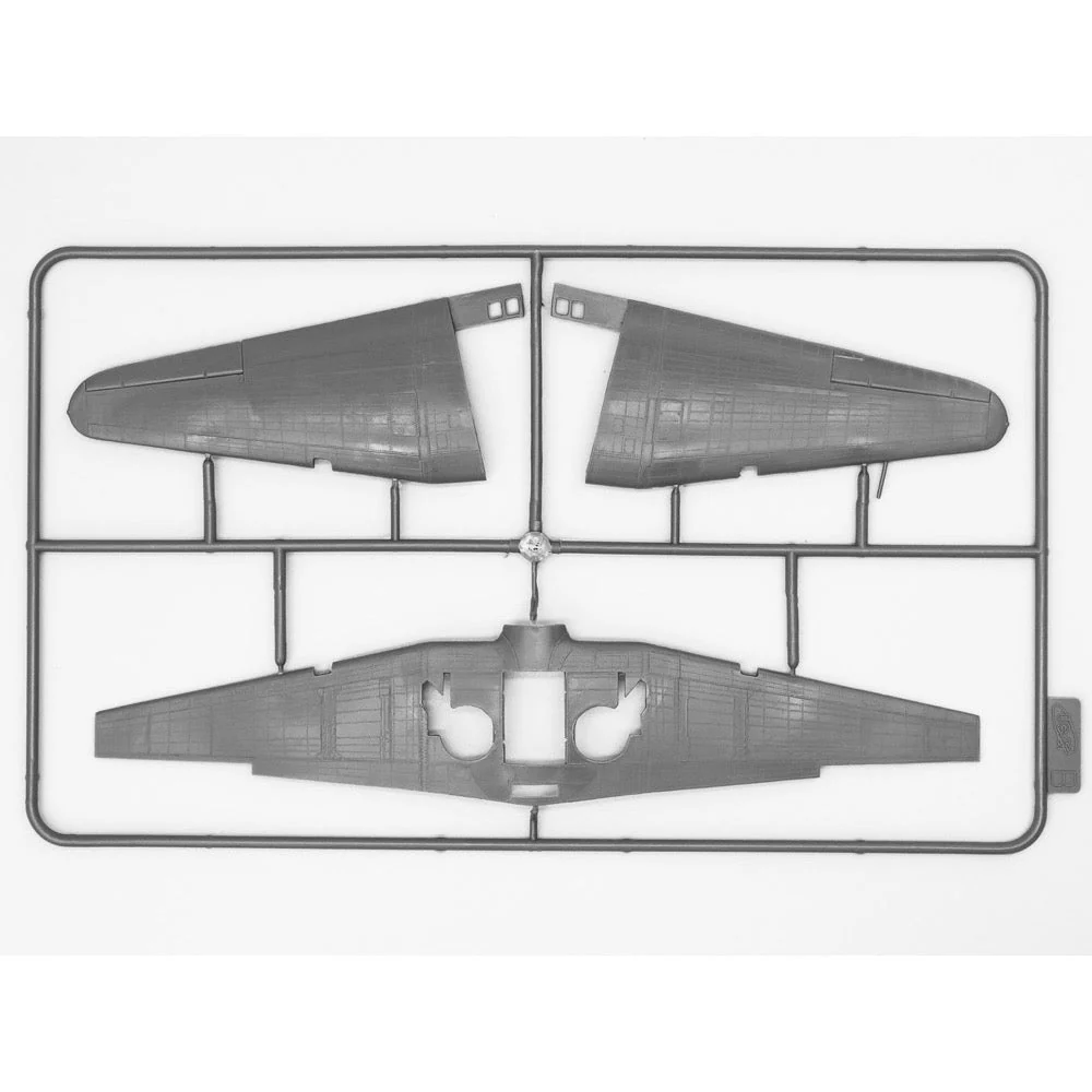 ICM 72081 1/72 Su-2 WWII Soviet Light Bomber - Image 4
