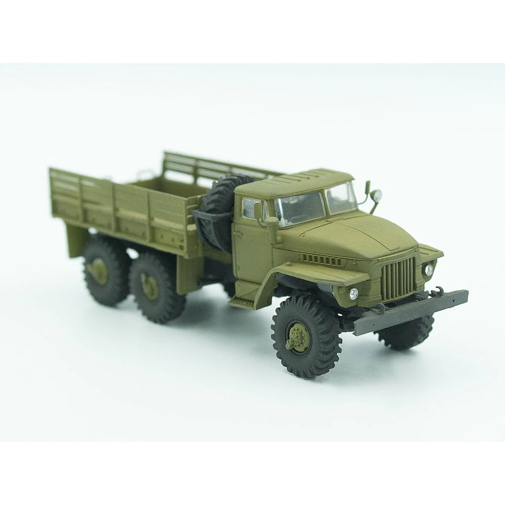 ICM 72711 1/72 URAL-375D Army Truck - Image 2