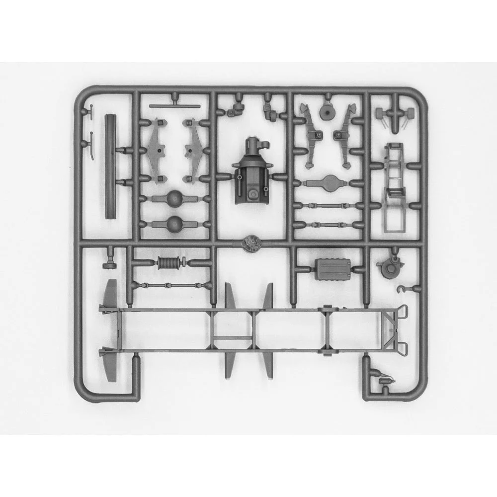 ICM 72813 1/72 ATZ-4-131 Fuel Bowser - Image 4