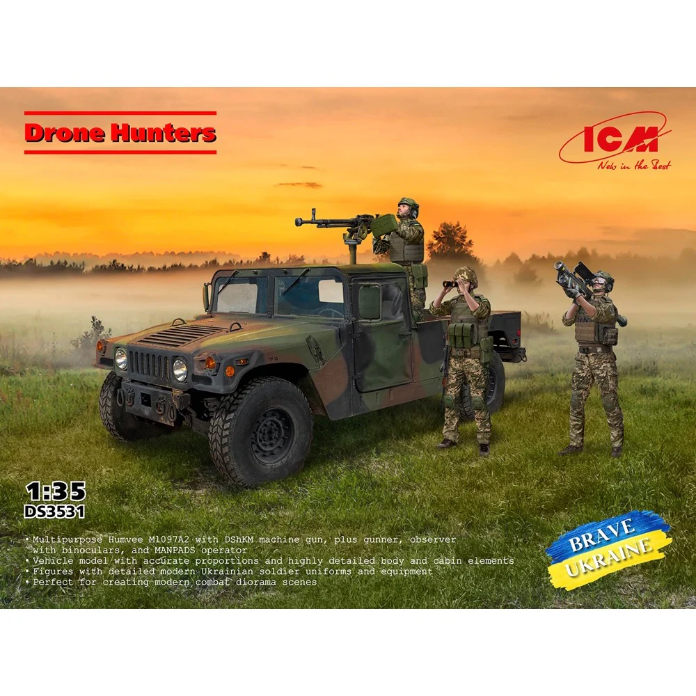 ICM DS3531 1/35 Drone Hunters Humvee M1097A2 Cargo Carrier, DShk & DShKMd crew - Image 2