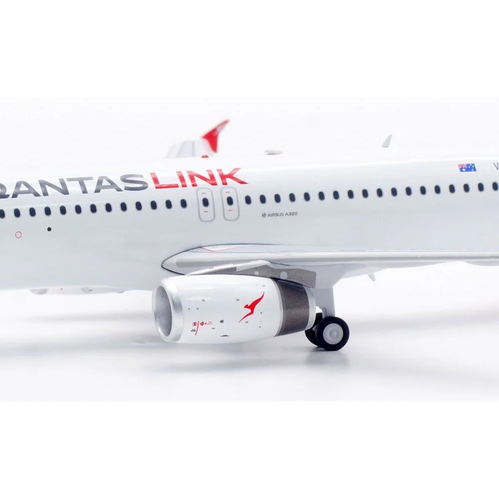 Inflight200 IF320QF1123 1/200 QantasLink Airbus A320-232 VH-VQR - Image 11