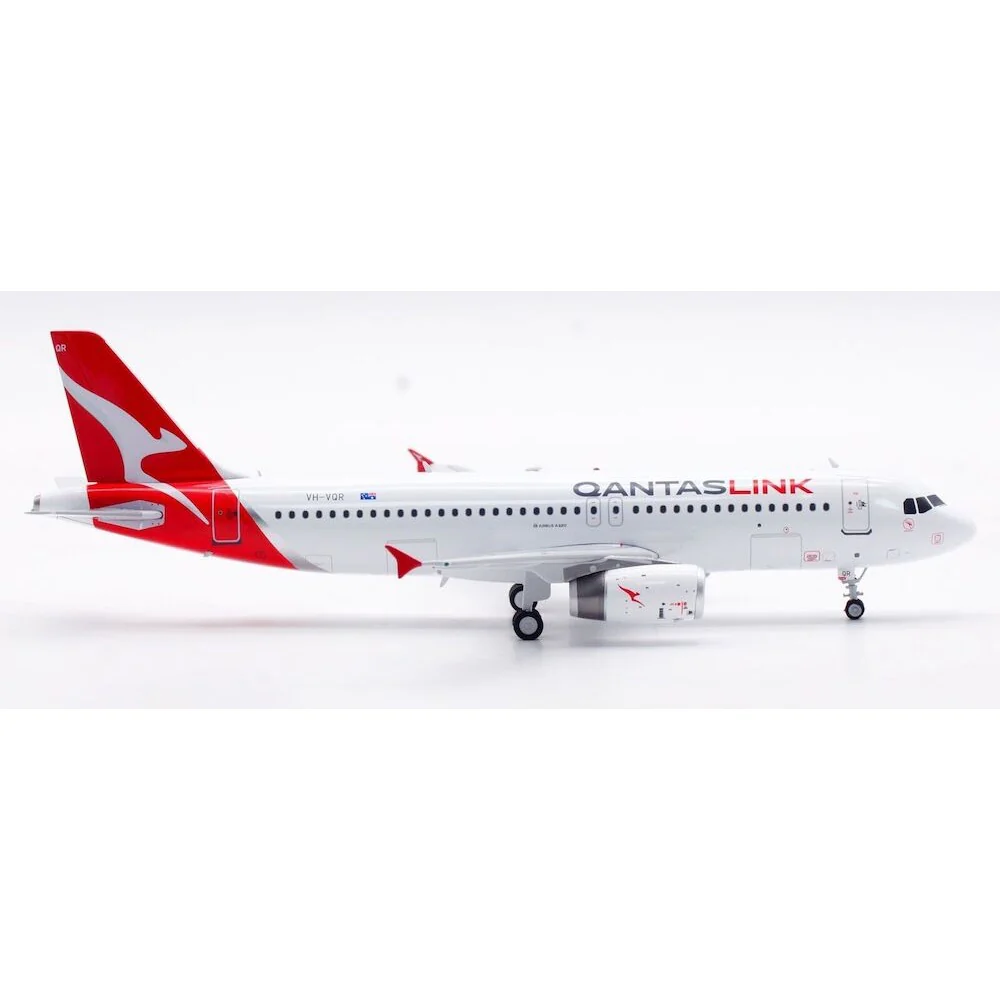Inflight200 IF320QF1123 1/200 QantasLink Airbus A320-232 VH-VQR - Image 3