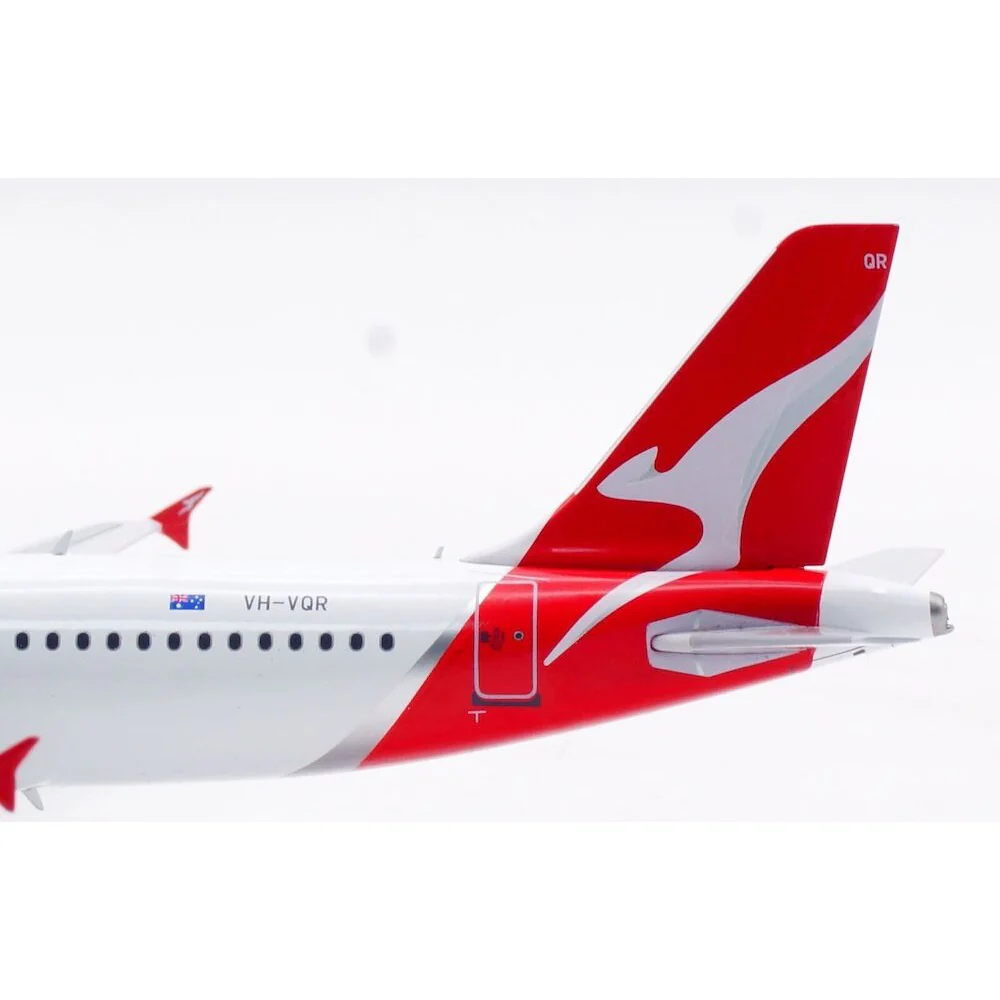 Inflight200 IF320QF1123 1/200 QantasLink Airbus A320-232 VH-VQR - Image 4