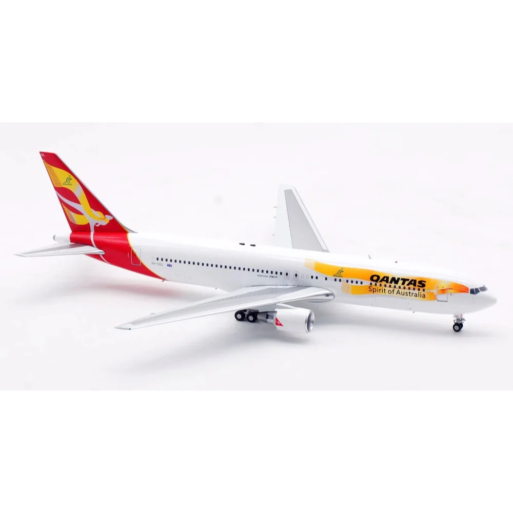 Inflight200 IF763QF0525 1/200 Qantas Boeing 767-338/ER VH-OGL - Image 2