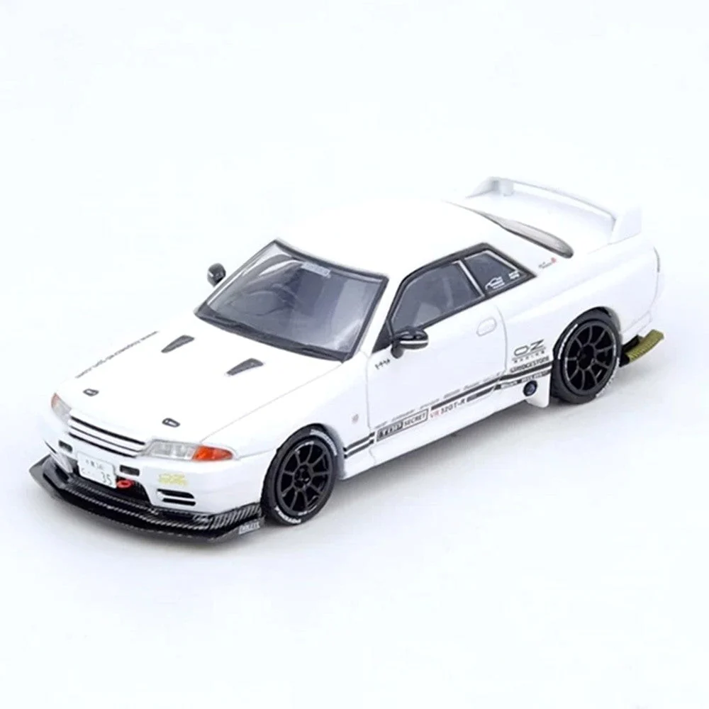 Inno 64-VR32TS-WHITE 1/64 Top Secret VR32 GT-R White